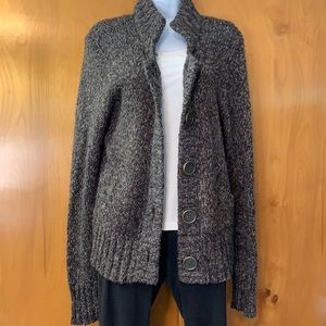 Fever brown tone marled cardigan with large buttons and front pockets. Size L.